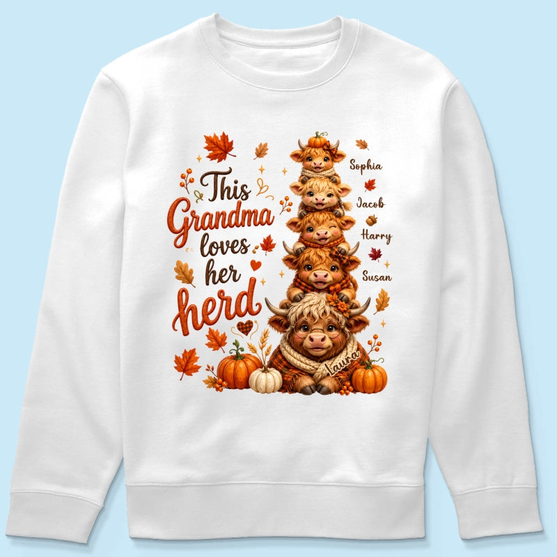 Grandma Grandkids Highland Cow Autumn - Personalized Shirt - Fall Season Gift, Gift For Grandma