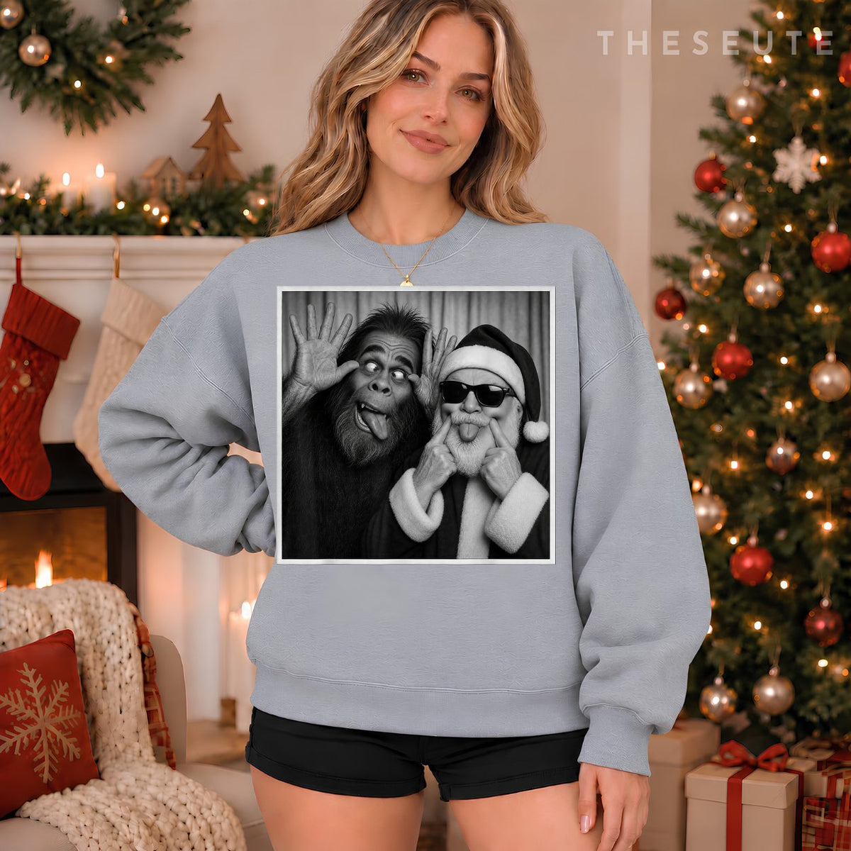 Funny Bigfoot photobooth with Santa Christmas Xmas Sweatshirt