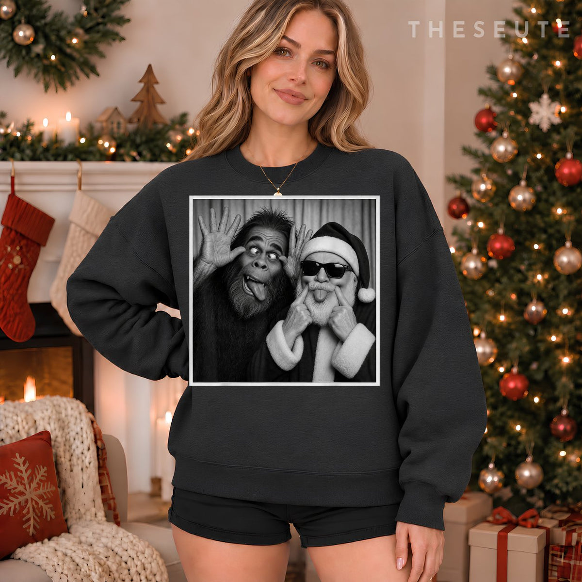Funny Bigfoot photobooth with Santa Christmas Xmas Sweatshirt