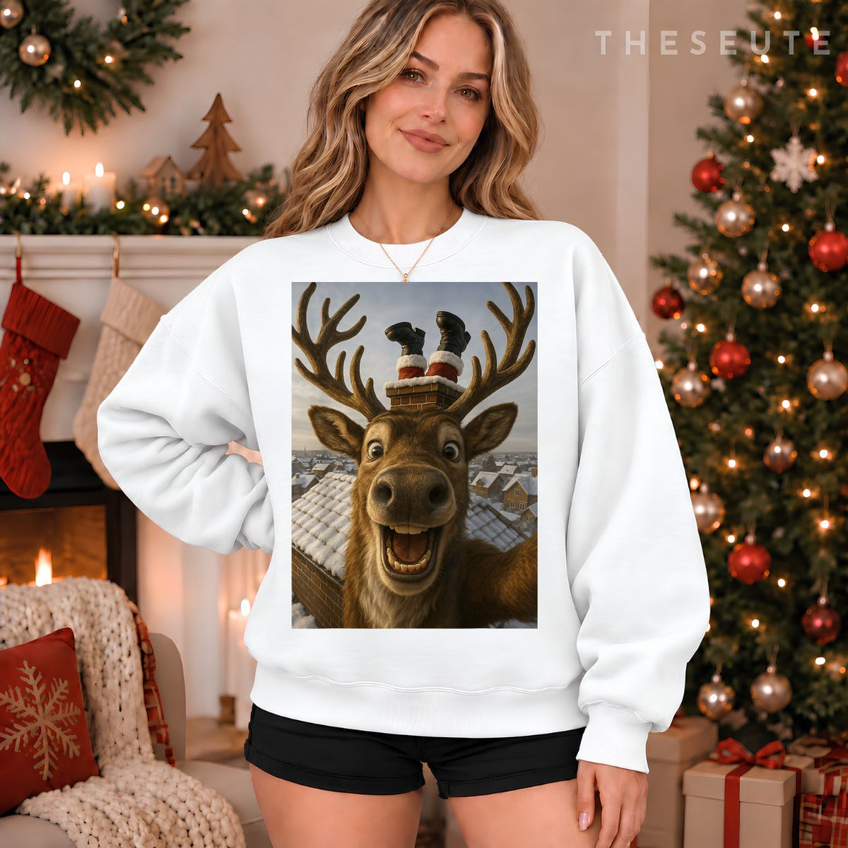 Funny Reindeer Selfie Santa Boys Girls Christmas Sweatshirt