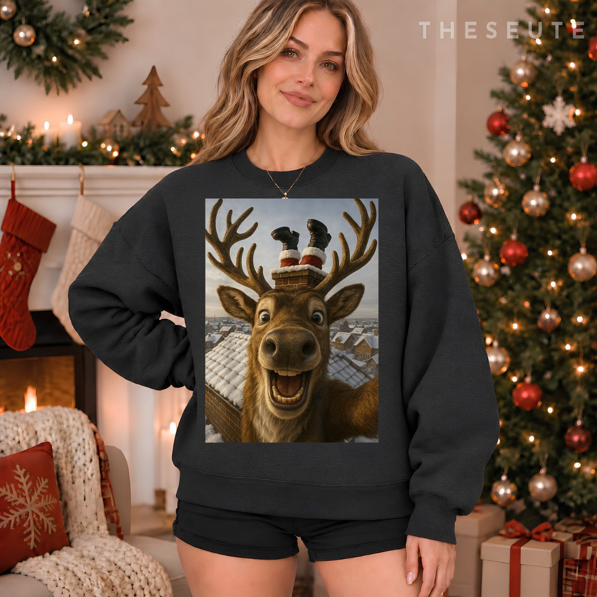 Funny Reindeer Selfie Santa Boys Girls Christmas Sweatshirt