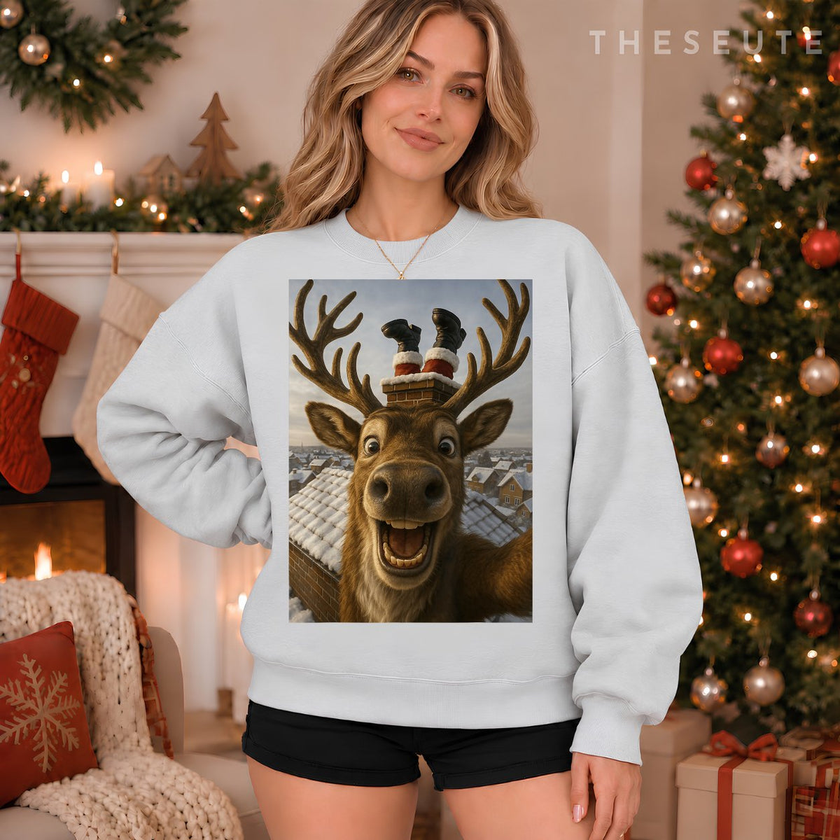 Funny Reindeer Selfie Santa Boys Girls Christmas Sweatshirt